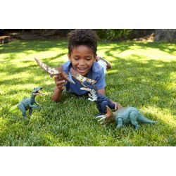 Jurassic World Dinosaure articulé Tricératops  avec son code ADN scannable HDX40